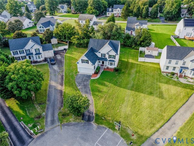 912 Harmony Rd, Fairfield, VA 23059