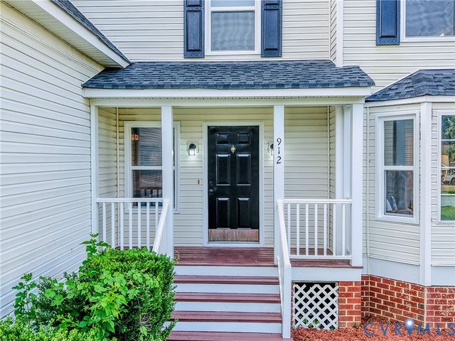 912 Harmony Rd, Fairfield, VA 23059