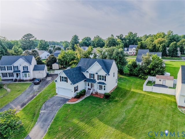 912 Harmony Rd, Fairfield, VA 23059