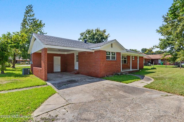 4330 Griffin Street, Moss Point, MS 39563