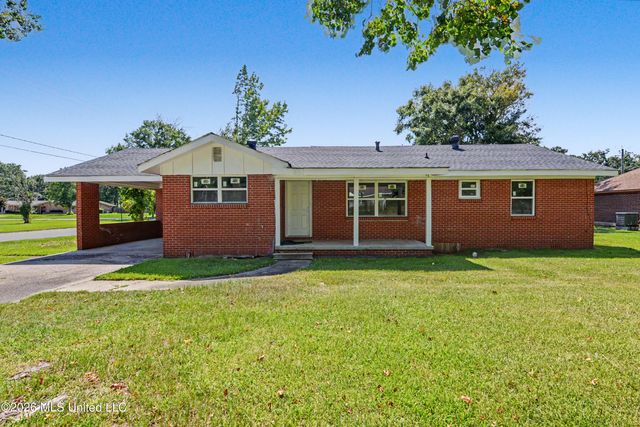 4330 Griffin Street, Moss Point, MS 39563