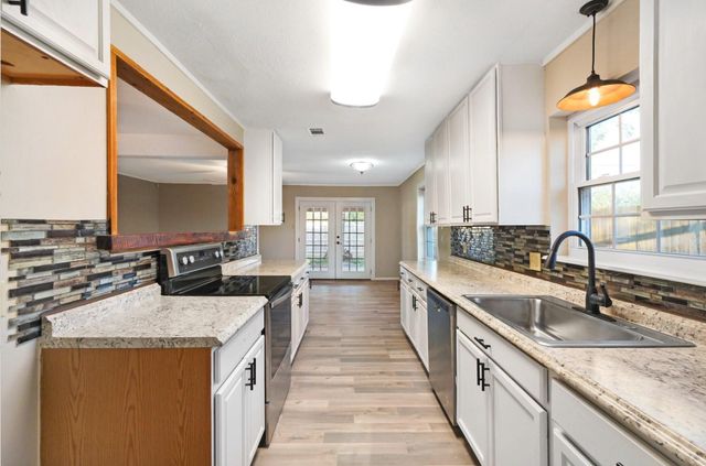 503 NE 39th Avenue, Mineral Wells, TX 76067