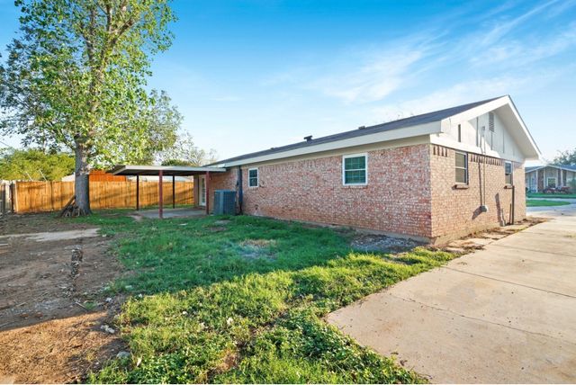 503 NE 39th Avenue, Mineral Wells, TX 76067