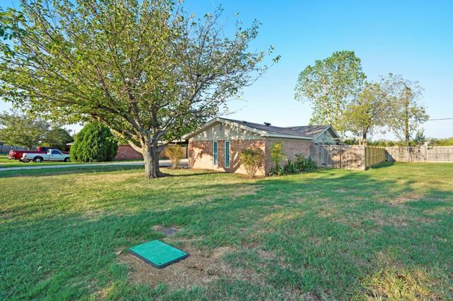 503 NE 39th Avenue, Mineral Wells, TX 76067