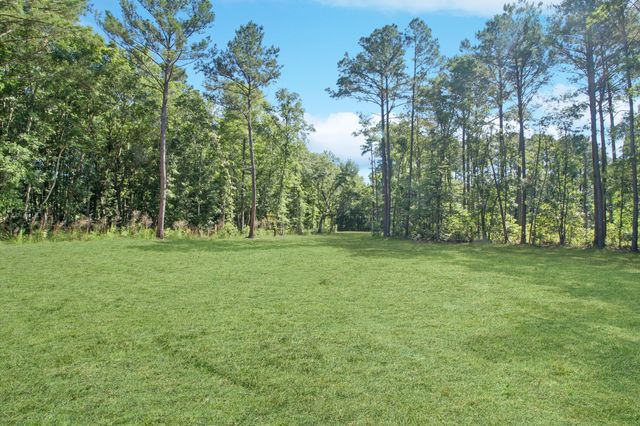 7 Milcrest Drive, Awendaw, SC 29429