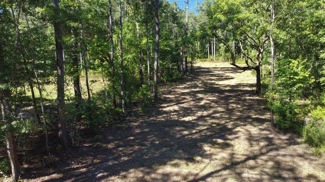 7 Milcrest Drive, Awendaw, SC 29429