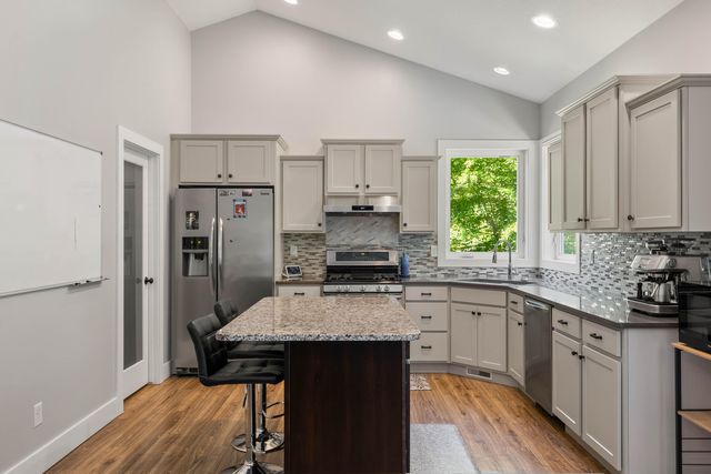 13374 141st Avenue, Grand Haven, MI 49417