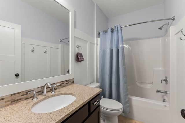 13374 141st Avenue, Grand Haven, MI 49417