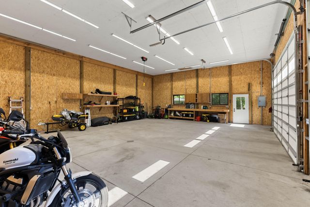 13374 141st Avenue, Grand Haven, MI 49417