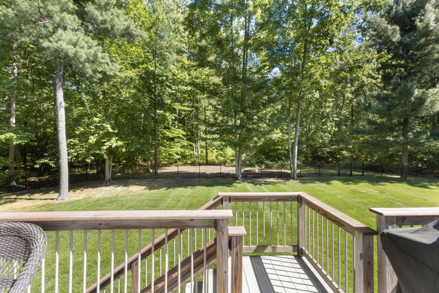 13374 141st Avenue, Grand Haven, MI 49417