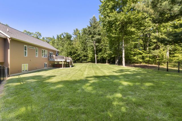 13374 141st Avenue, Grand Haven, MI 49417