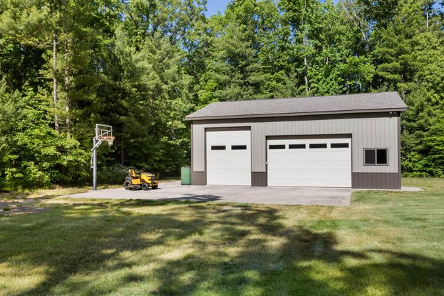 13374 141st Avenue, Grand Haven, MI 49417