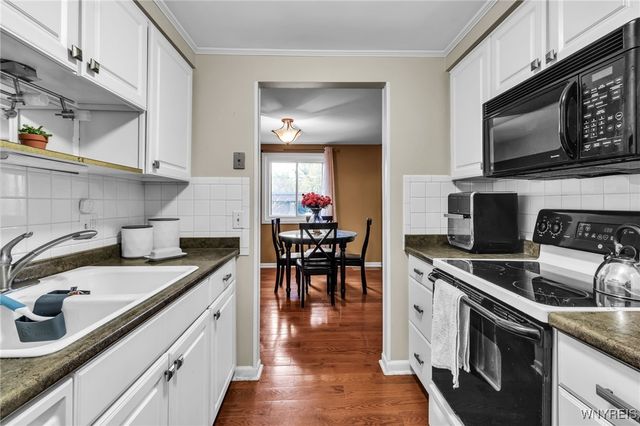 70 Charter Oaks Drive 2, Amherst, NY 14228