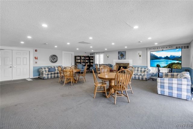 70 Charter Oaks Drive 2, Amherst, NY 14228