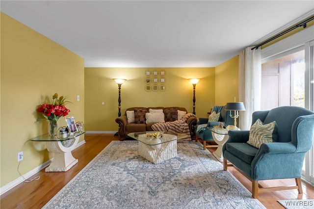 70 Charter Oaks Drive 2, Amherst, NY 14228