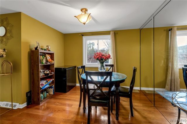 70 Charter Oaks Drive 2, Amherst, NY 14228