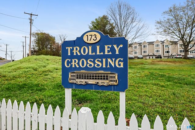 173 Russo Avenue 408, East Haven, CT 06513