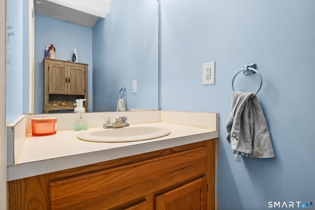 173 Russo Avenue 408, East Haven, CT 06513