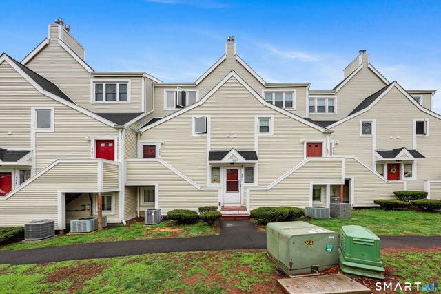 173 Russo Avenue 408, East Haven, CT 06513