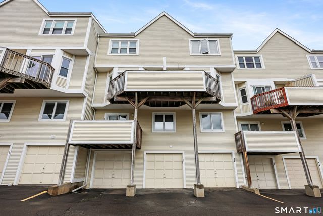 173 Russo Avenue 408, East Haven, CT 06513