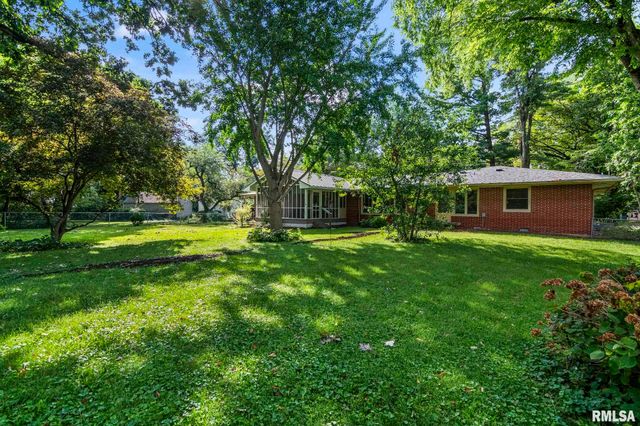 2141 CARDINAL Drive, Springfield, IL 62704