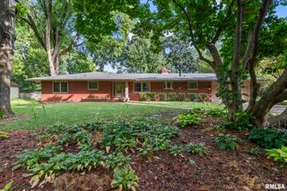 2141 CARDINAL Drive, Springfield, IL 62704