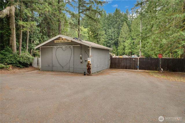 6217 Key Peninsula Highway NW, Lakebay, WA 98351