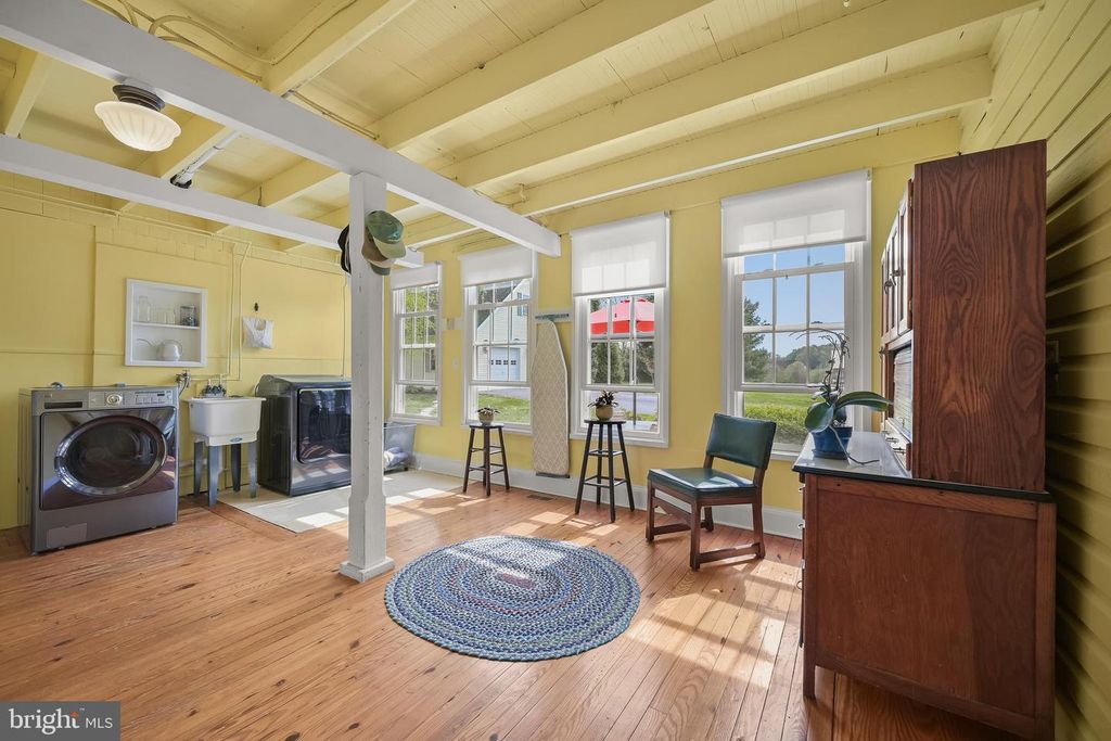 Image 16 of property listing at 21901 NEW HAMPSHIRE AVE, Brookeville, MD 20833