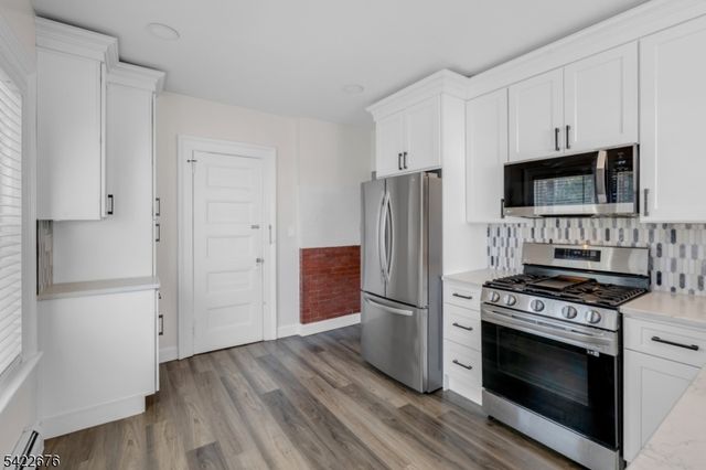 56 S Mountain Ave, Cedar Grove Twp., NJ 07009