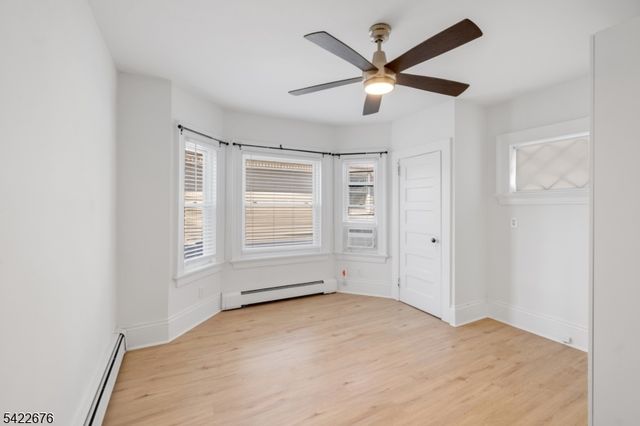 56 S Mountain Ave, Cedar Grove Twp., NJ 07009