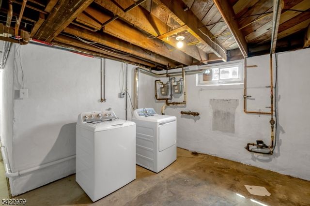 56 S Mountain Ave, Cedar Grove Twp., NJ 07009