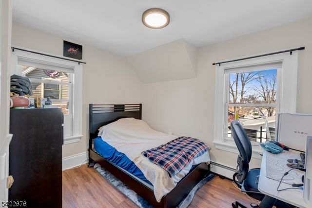 56 S Mountain Ave, Cedar Grove Twp., NJ 07009