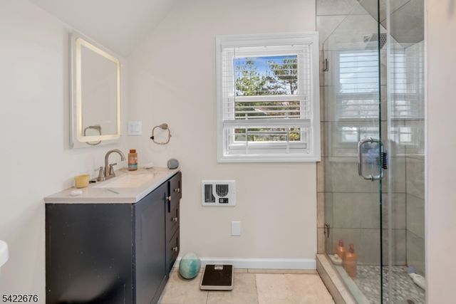 56 S Mountain Ave, Cedar Grove Twp., NJ 07009