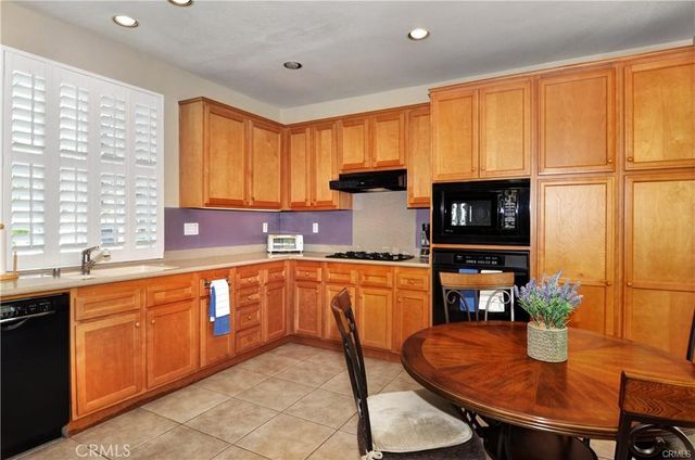 62 Autumn, Irvine, CA 92602