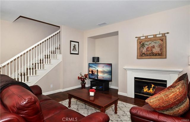 62 Autumn, Irvine, CA 92602