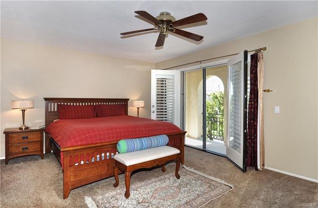 62 Autumn, Irvine, CA 92602