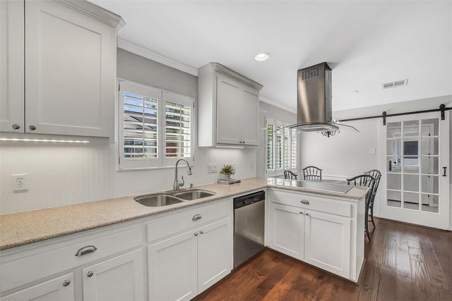 10026 Overbrook Lane, Houston, TX 77042