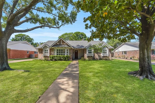 10026 Overbrook Lane, Houston, TX 77042