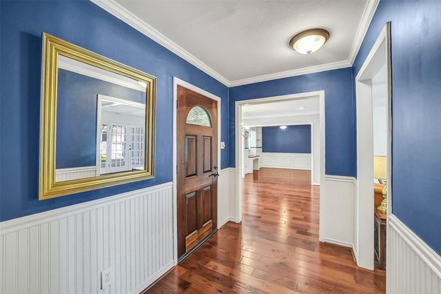 10026 Overbrook Lane, Houston, TX 77042