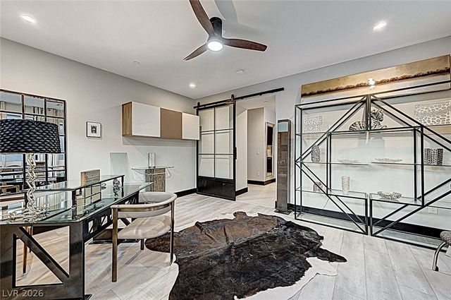 5 HIGHLAND COVE Lane, Henderson, NV 89011