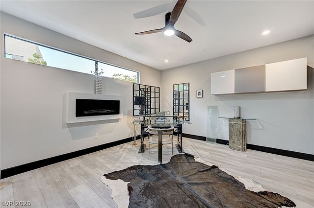 5 HIGHLAND COVE Lane, Henderson, NV 89011