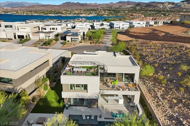 5 HIGHLAND COVE Lane, Henderson, NV 89011