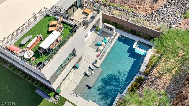 5 HIGHLAND COVE Lane, Henderson, NV 89011