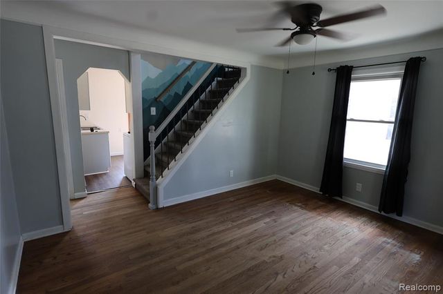 27226 Lawnwood Street, Roseville, MI 48066