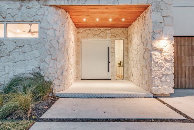 3821 Beechwood Lane, Dallas, TX 75220