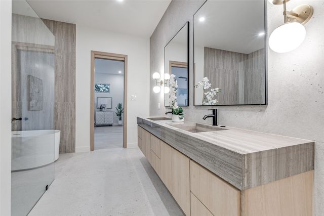 3821 Beechwood Lane, Dallas, TX 75220