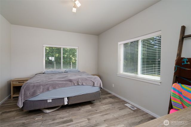 21050 Wildwood Place, Sedro Woolley, WA 98284
