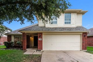 9206 Aberdeen Lake Drive, Houston, TX 77095
