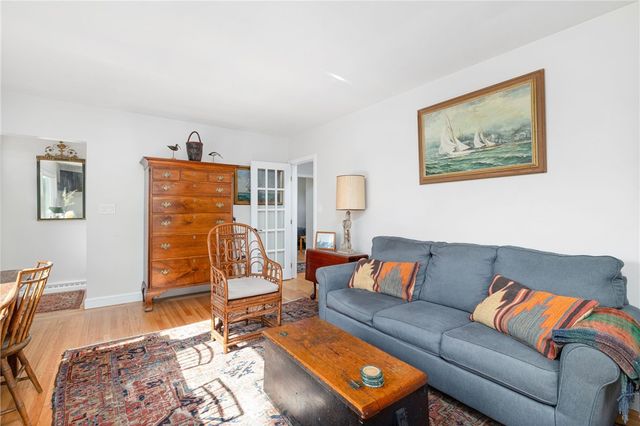 6 Cliff Terrace, Newport, RI 02840