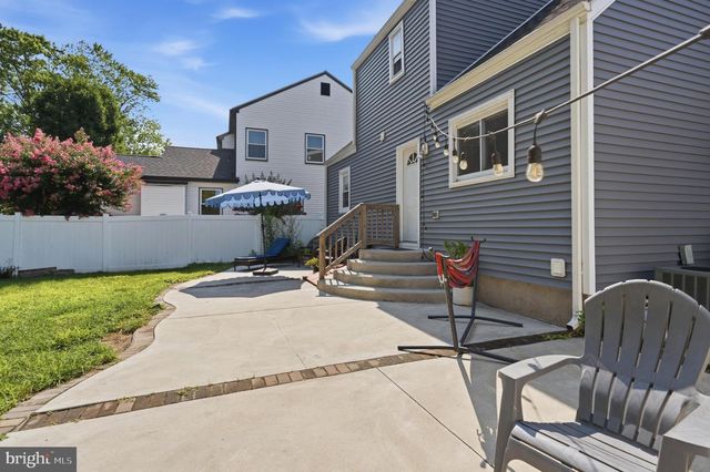 545 W KINGS HWY, Audubon, NJ 08106